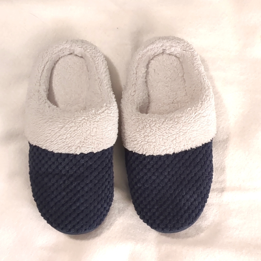 Navy Blue Ultraideas Slip-on Slippers